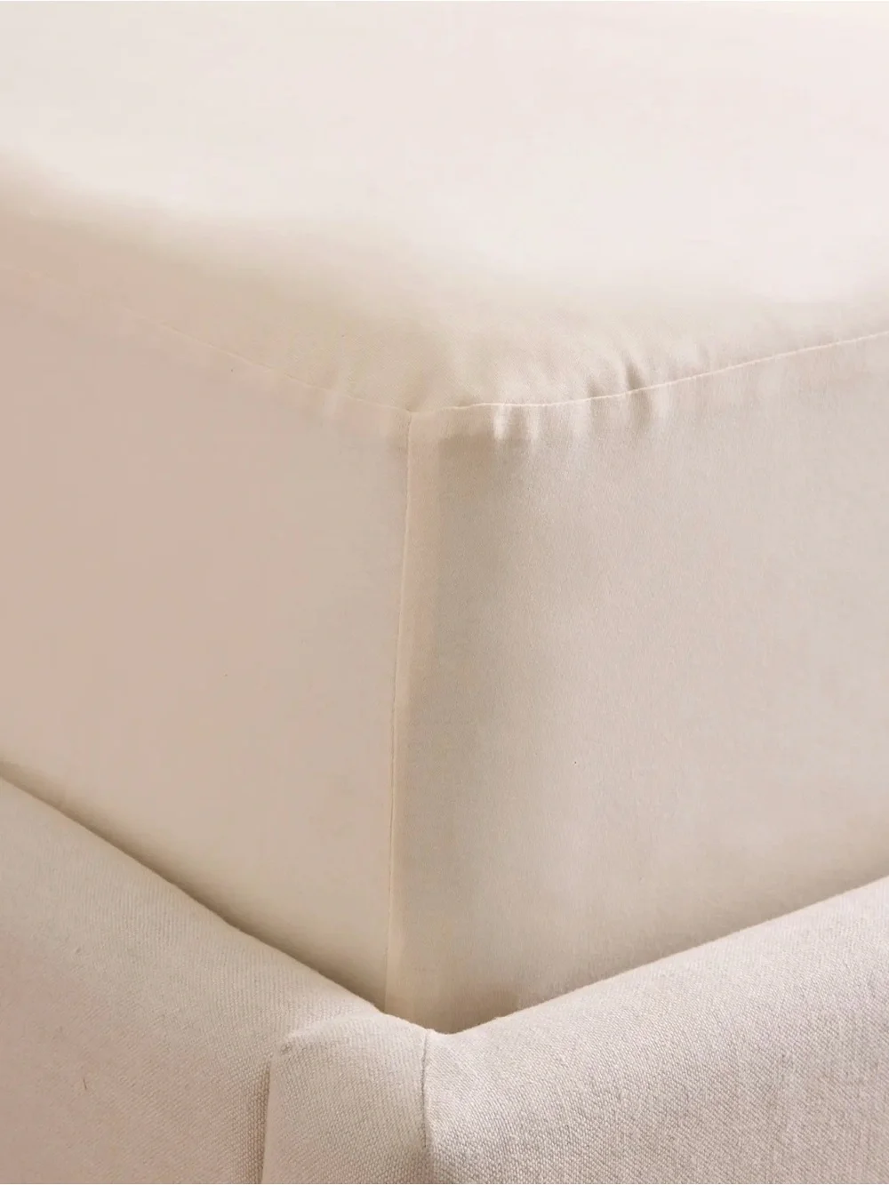 Quince Organic Cotton Twin XL Mattress Protector Cover